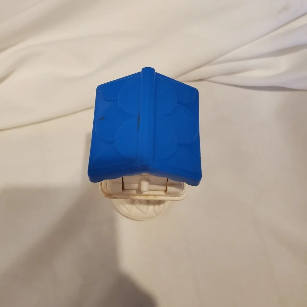 Fisher Price Little People Mail Box‎ Mailbox W/ Blue Bird House House Rare!